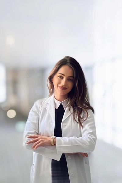 Dr. Adriana Dumitrașcu